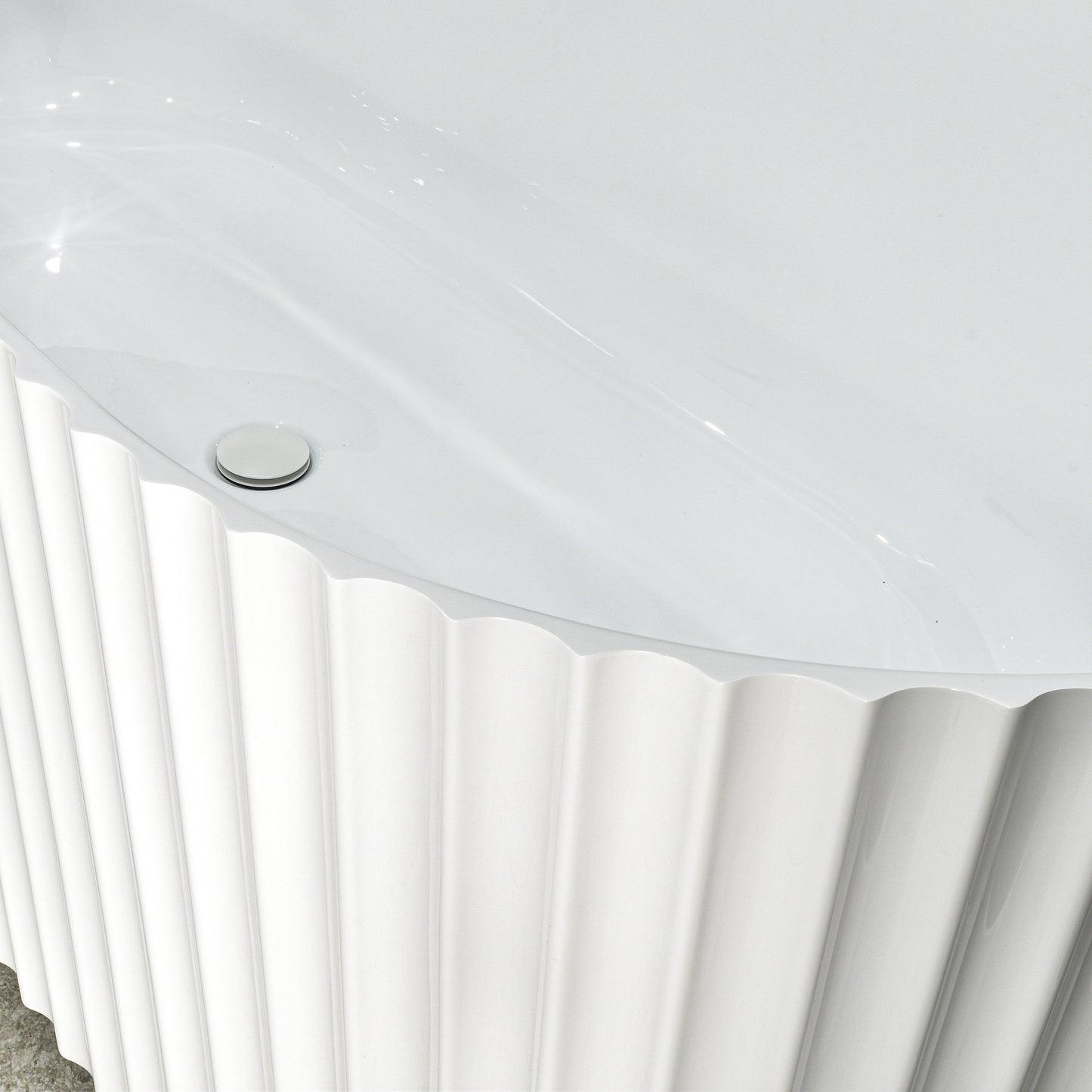 Agora Groove 67 inch Acrylic Freestanding Fluted Oval Freestanding Bathtub, Gloss White