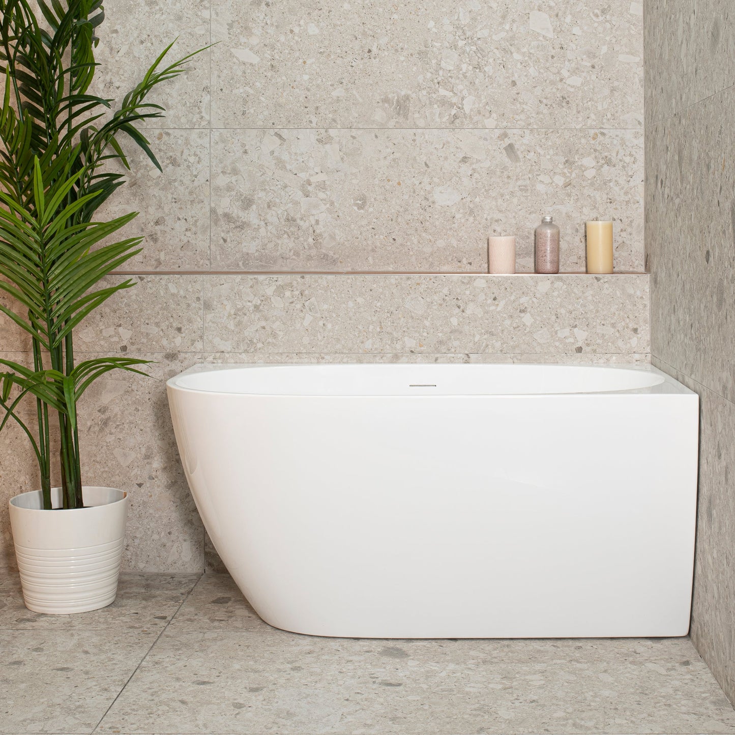 Byron Egg 47 inch Acrylic Freestanding Right Corner Bathtub, Gloss White