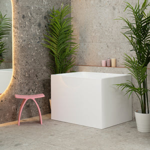 Hicube Multifit 39 inch Acrylic Freestanding Japanese Freestanding Bathtub with Seat, Gloss White