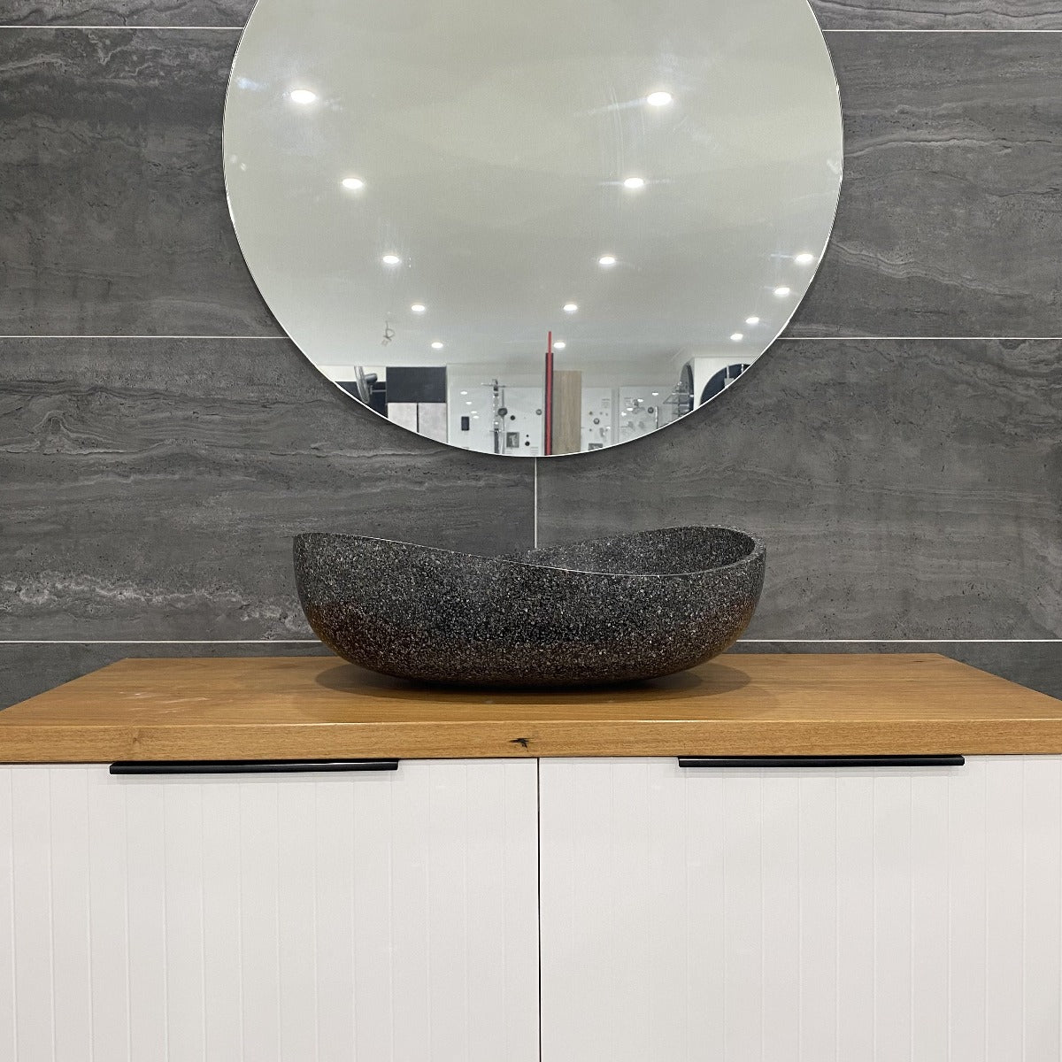 Circa Round 800mm Frameless Mirror with Polished Edge