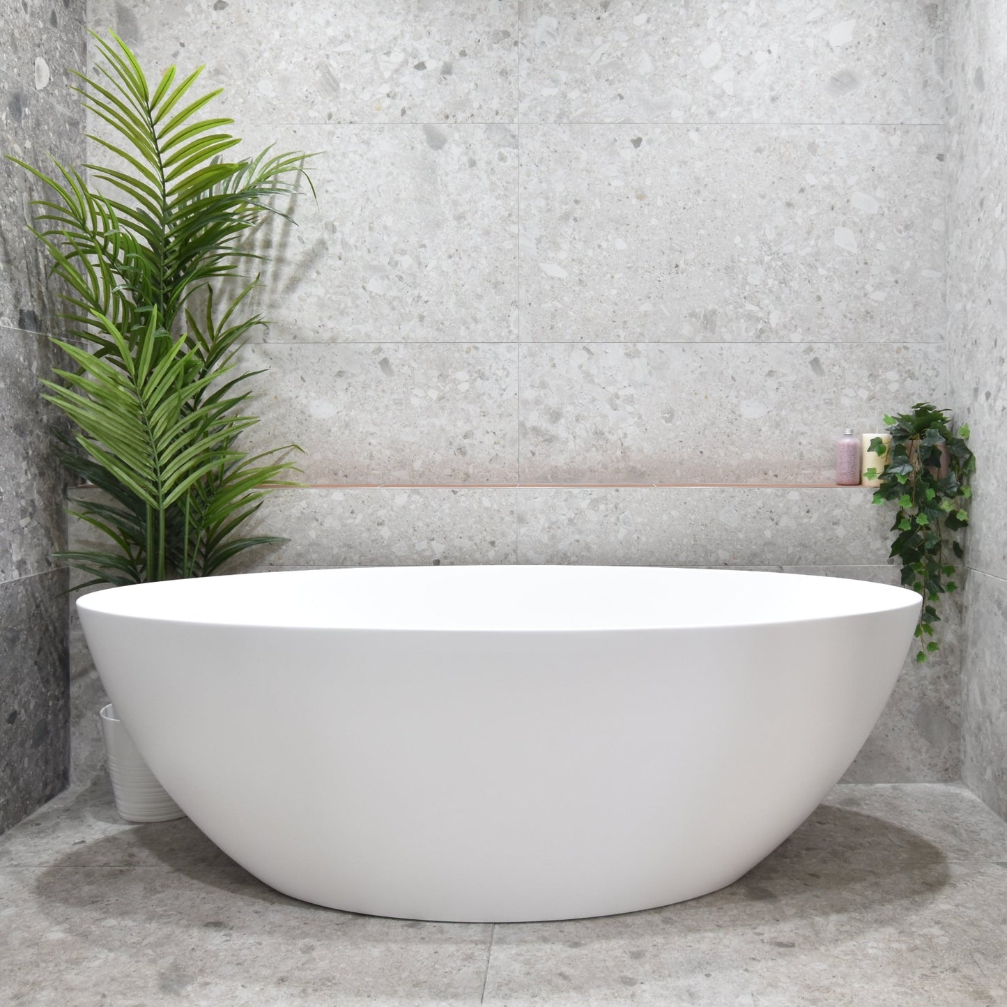 Kinka Egg 1700mm Oval Freestanding Bath, Matte White